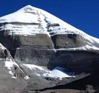 High-altitude Himalayan pilgrimage route to Muktinath Temple
